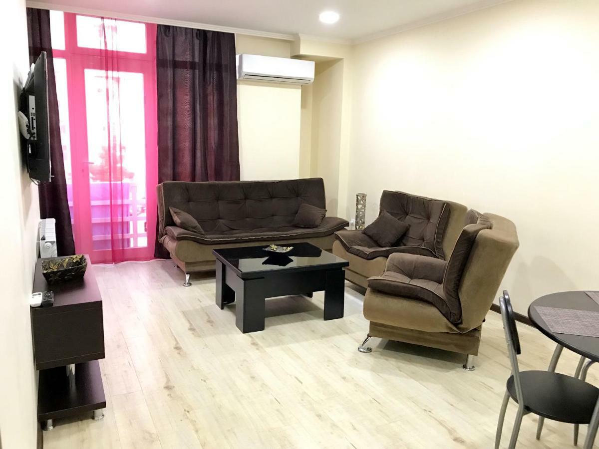 Apartments By The Sea Μπατούμι Εξωτερικό φωτογραφία