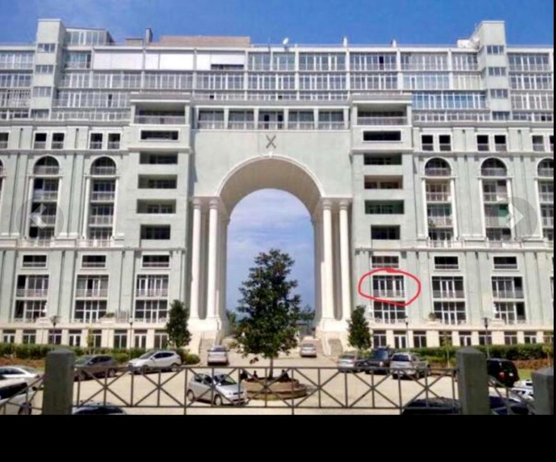 Apartments By The Sea Μπατούμι Εξωτερικό φωτογραφία