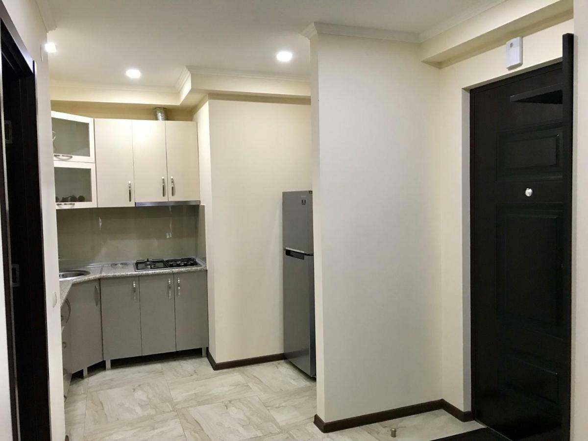 Apartments By The Sea Μπατούμι Εξωτερικό φωτογραφία